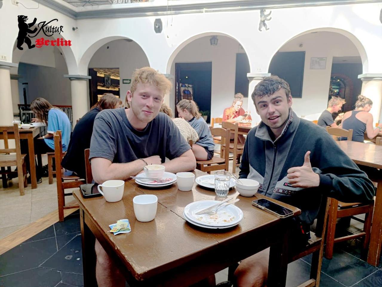 Kultur Berlin Hostel & Suites Сукре Экстерьер фото