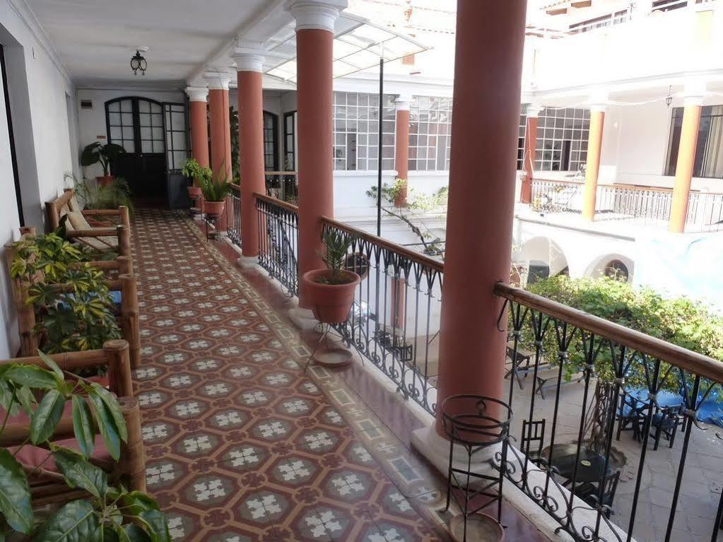 Kultur Berlin Hostel & Suites Сукре Экстерьер фото